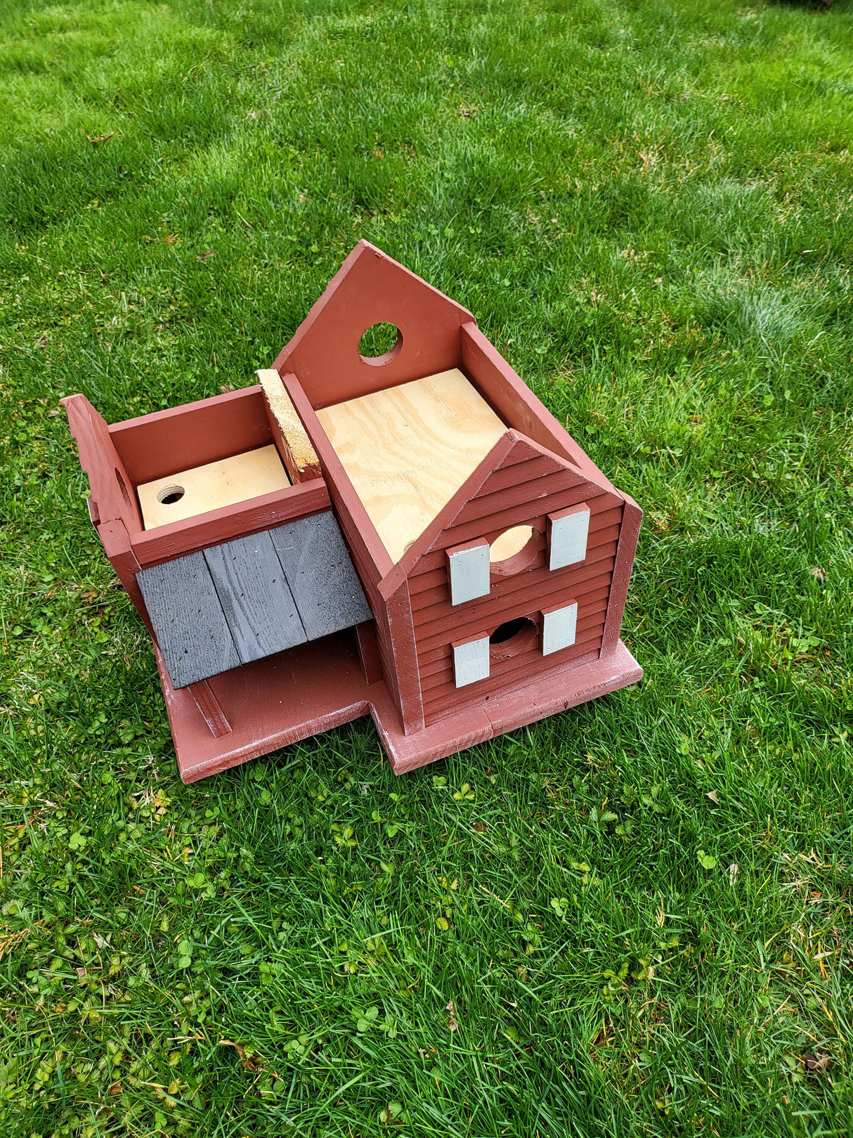 Martin House Amish Handmade With 6 Nesting Compartments