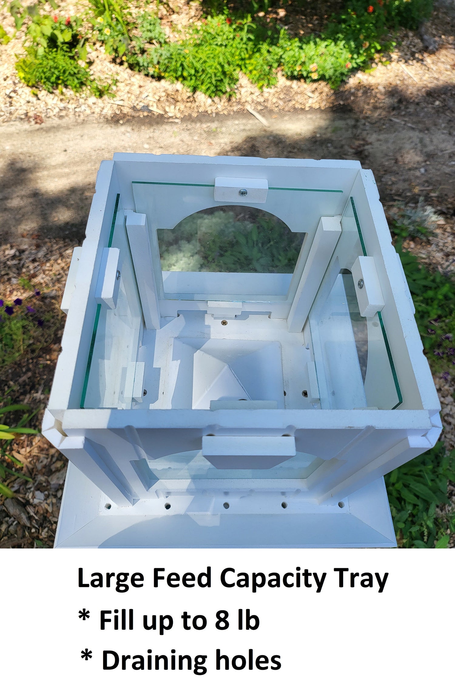 Bird Feeder With Copper Roof, Large Capacity Feed Tray, Square Design