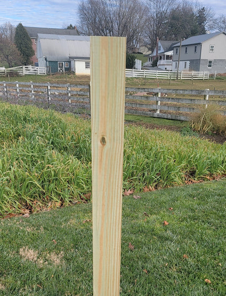 Wooden Post, Color Options Amish Painted, Made of Yellow Pine, Size Options, Pressure-treated Post.