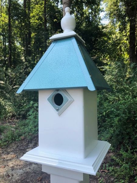 Classic Handmade Bird House, 1 Nesting Compartment, Metal Predator Guards, Choose Roof Color, Birdhouse For The Outdoors, Pole Not Included