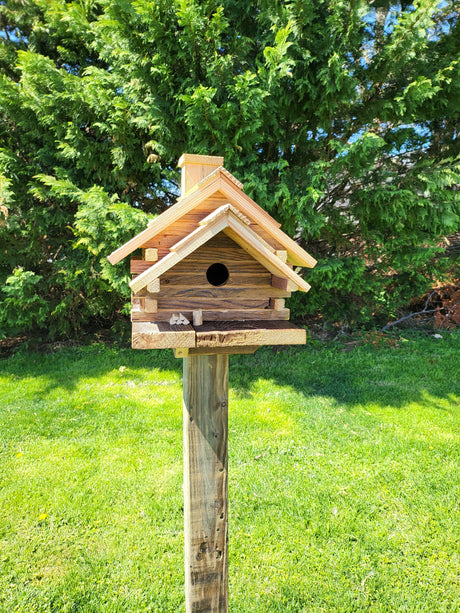 Log Cabin Birdhouse, Amish Handmade, 1 Nesting Compartments With Cedar Roof