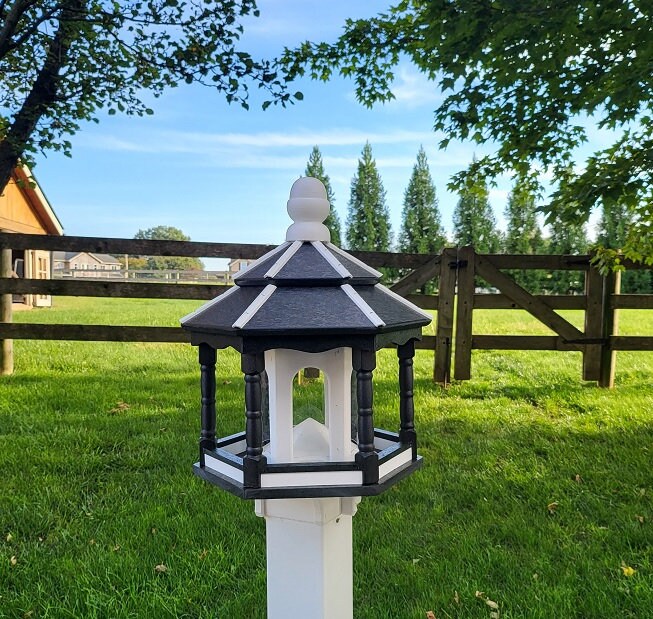 Weather Resistant Gazebo Bird Feeder - Amish Handmade - Poly Lumber - Large Feeding Opening - Medium/Large - Bird Feeder For Outdoors