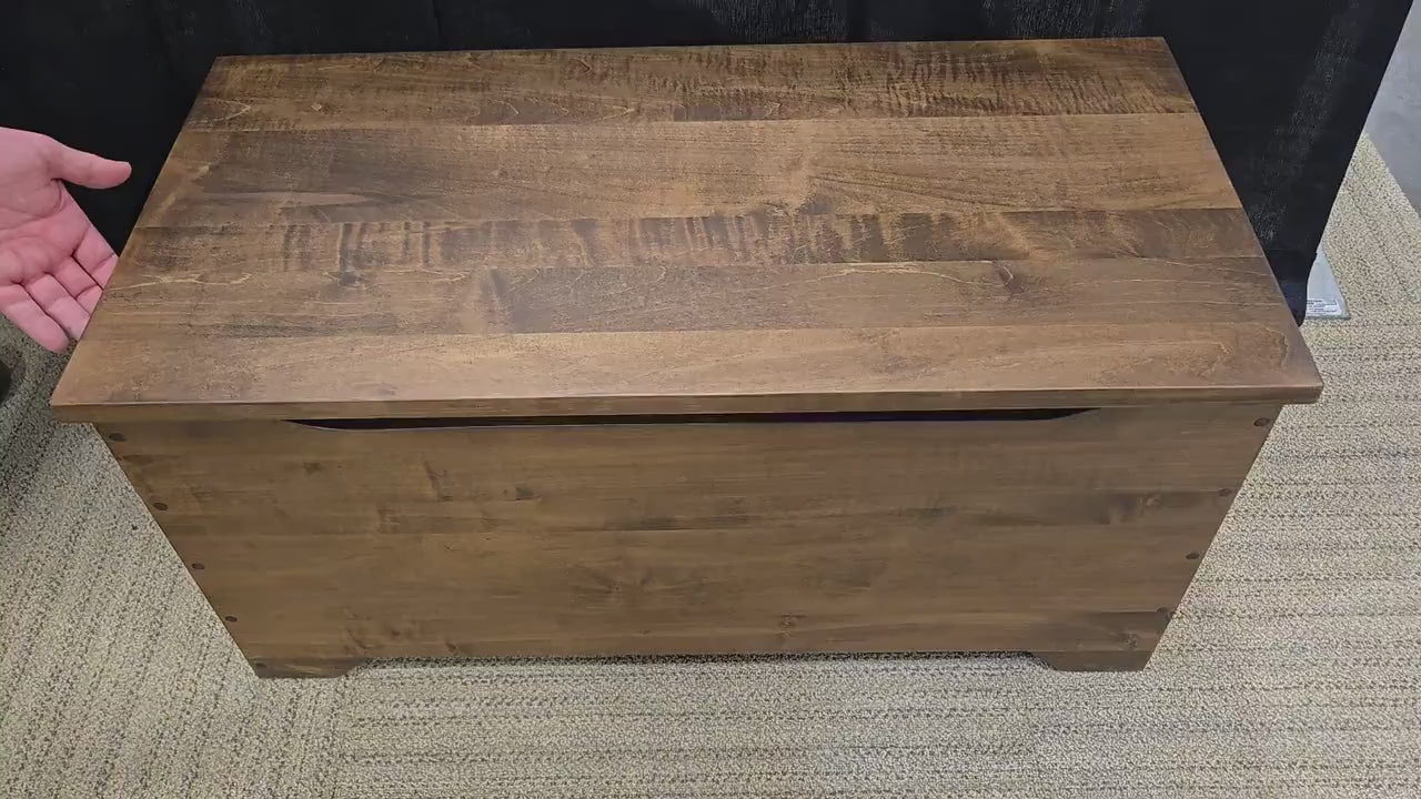 Amish Handmade Trunk - Toy Box -  Storage Box - Vintage Chest Box - Rustic - Keepsake Box - Antique - Hope Chest - Blanket Chest