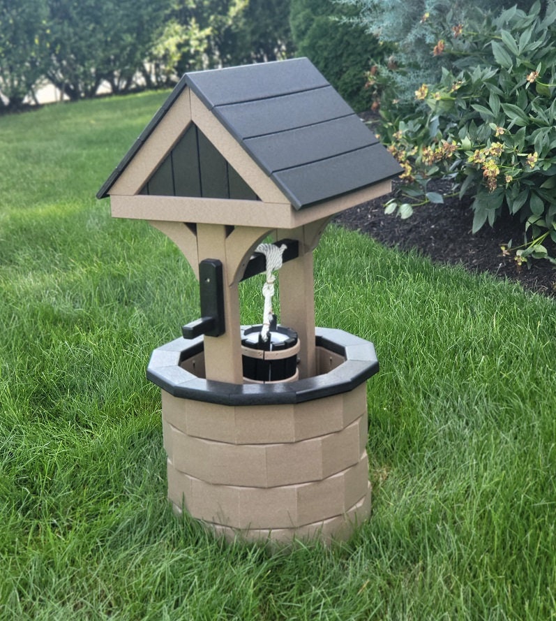 Garden Wishing Well- Yard Wishing Well - Poly - Amish Handmade - Wishing Wells